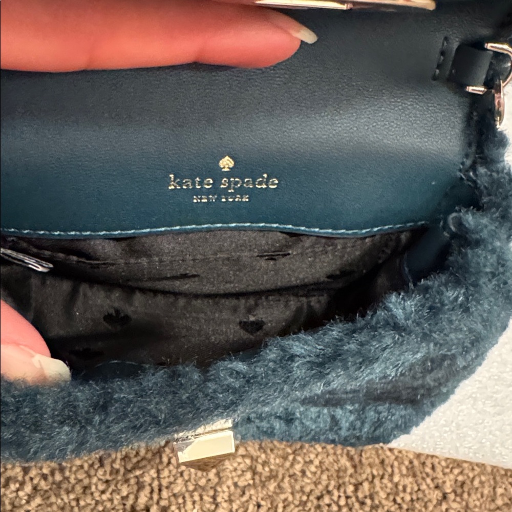 Kate Spade Audrey shearling faux fur mini crossbody bag purse green - Picture 7 of 7